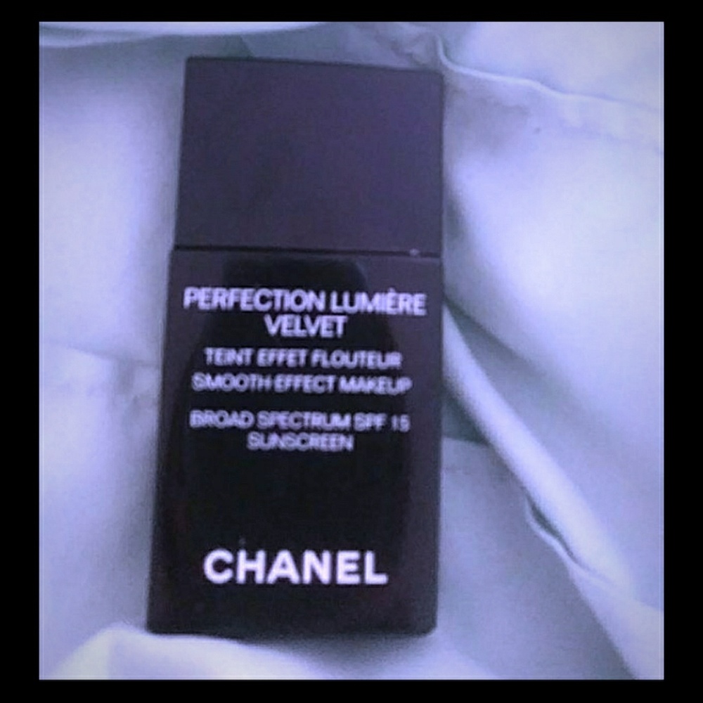 Chanel foundation